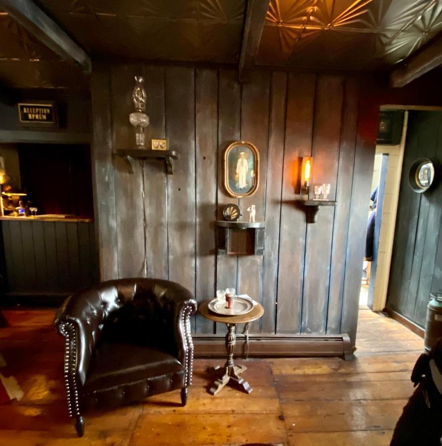 Hotel Crew'S Quarters Boarding House - Caters To Men Provincetown Exteriér fotografie
