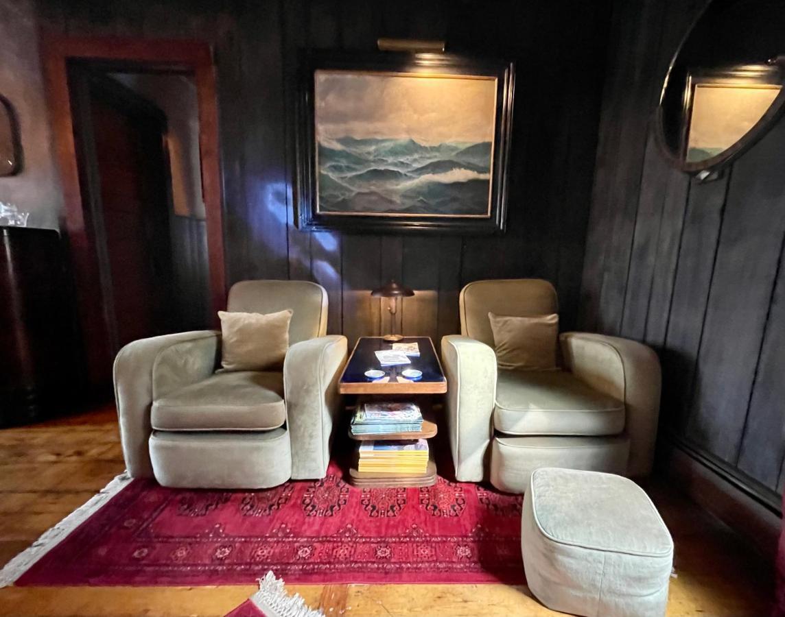 Hotel Crew'S Quarters Boarding House - Caters To Men Provincetown Exteriér fotografie