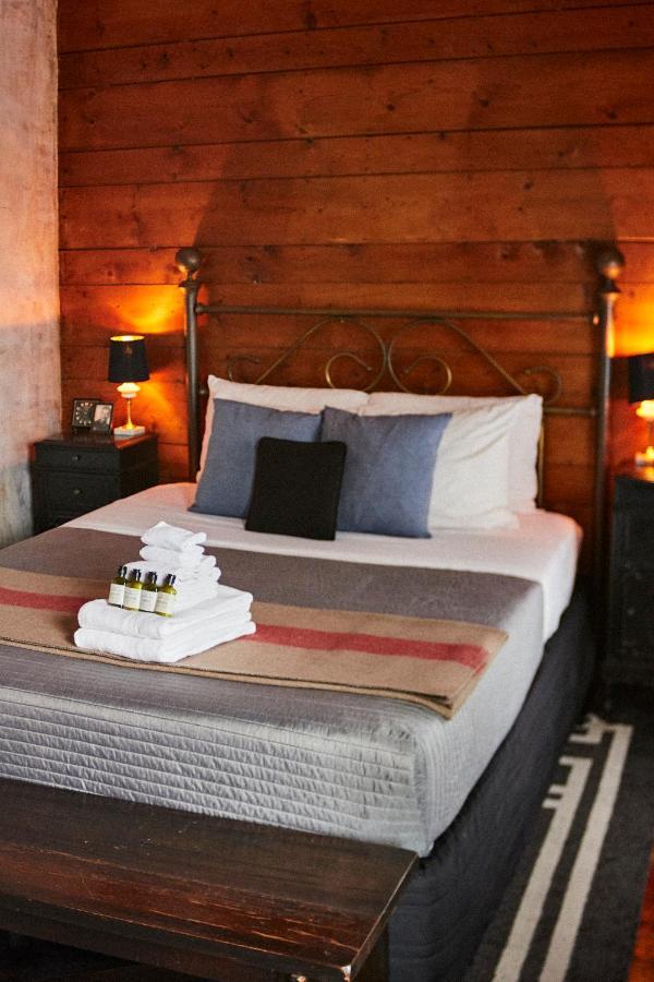 Hotel Crew'S Quarters Boarding House - Caters To Men Provincetown Exteriér fotografie
