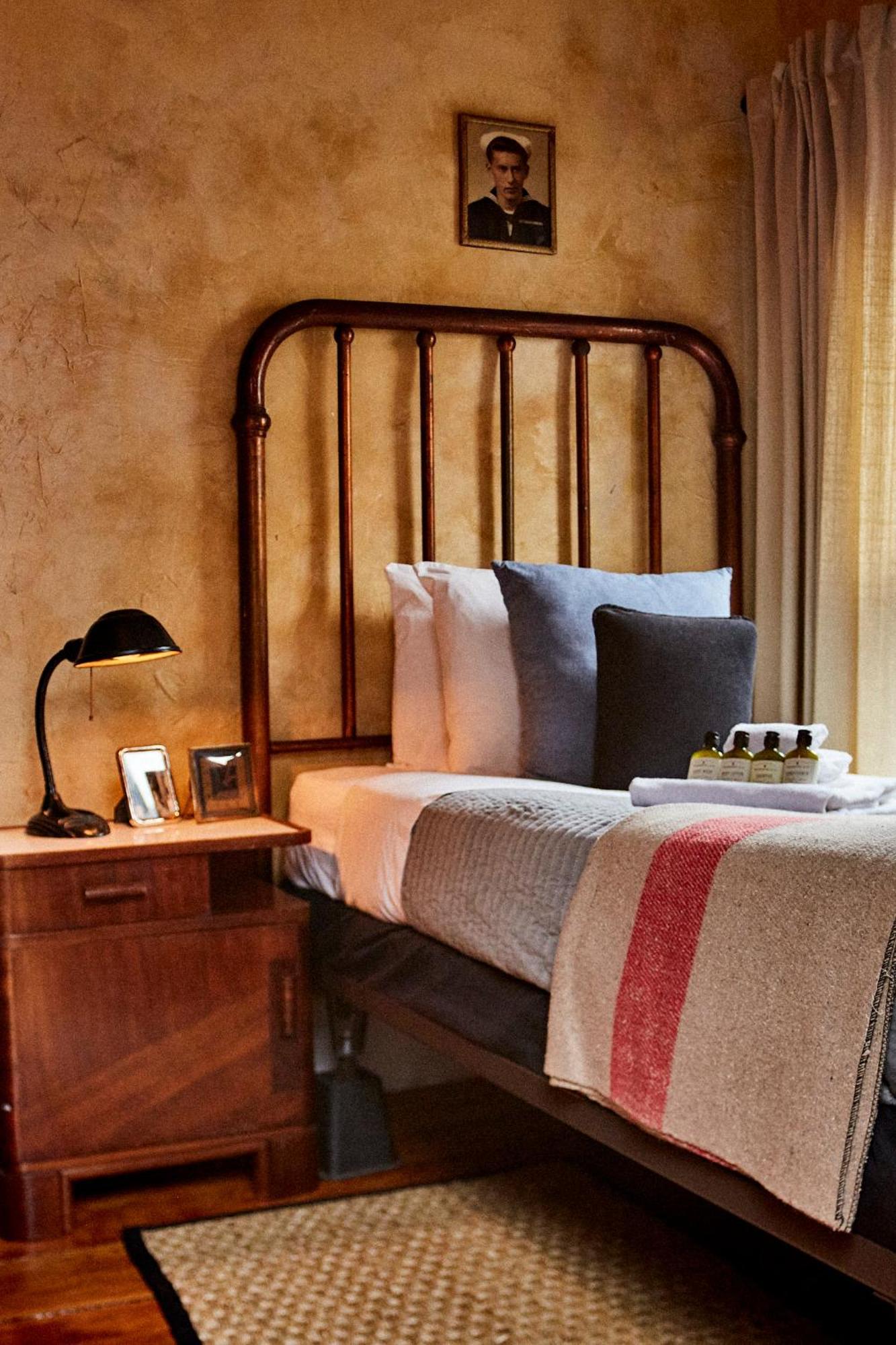 Hotel Crew'S Quarters Boarding House - Caters To Men Provincetown Exteriér fotografie