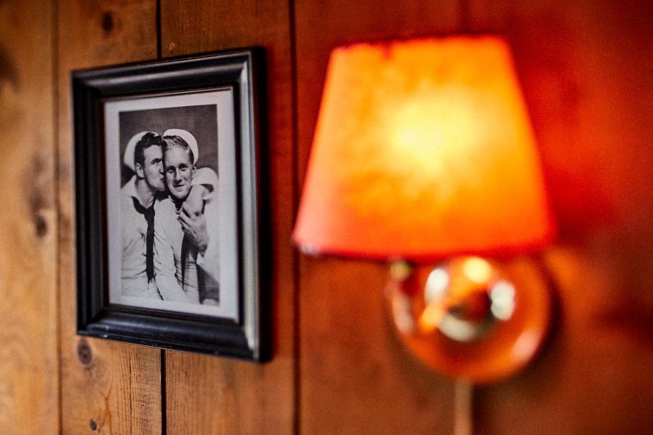 Hotel Crew'S Quarters Boarding House - Caters To Men Provincetown Exteriér fotografie
